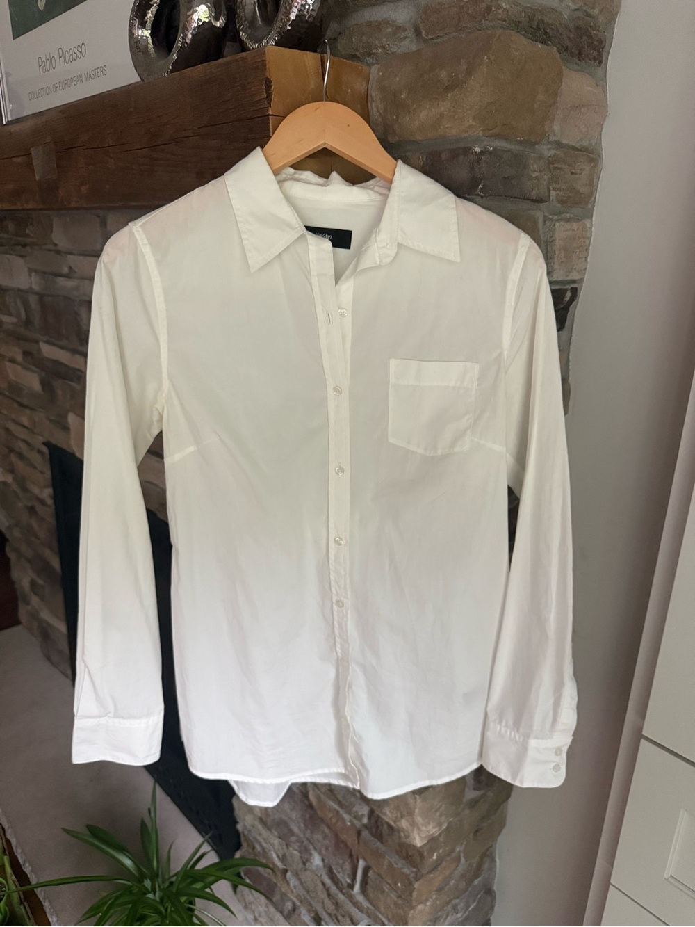 Classic Women’s White Button-Up Shirt